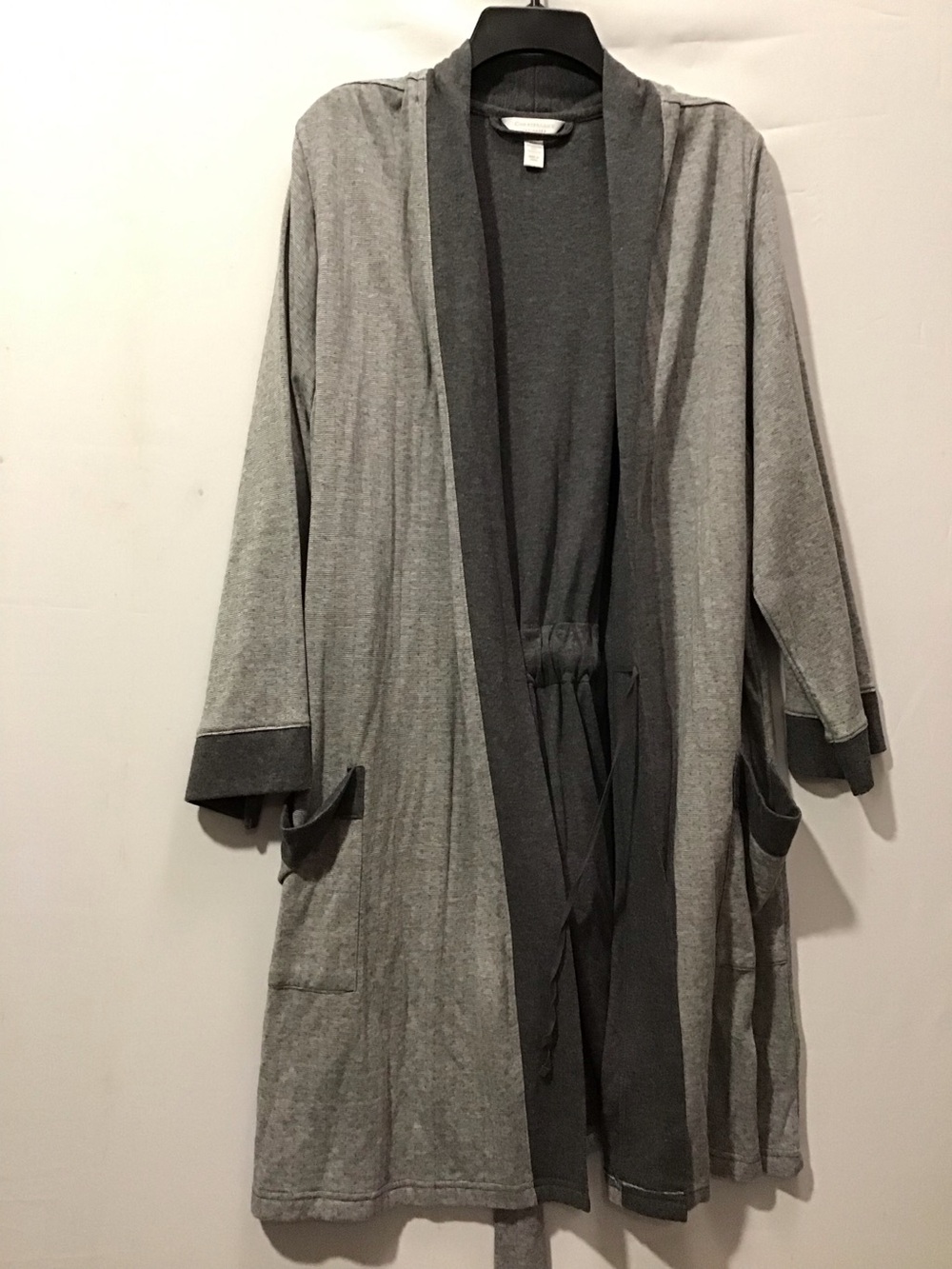 506 Charter Club Two-Tone Gray robe